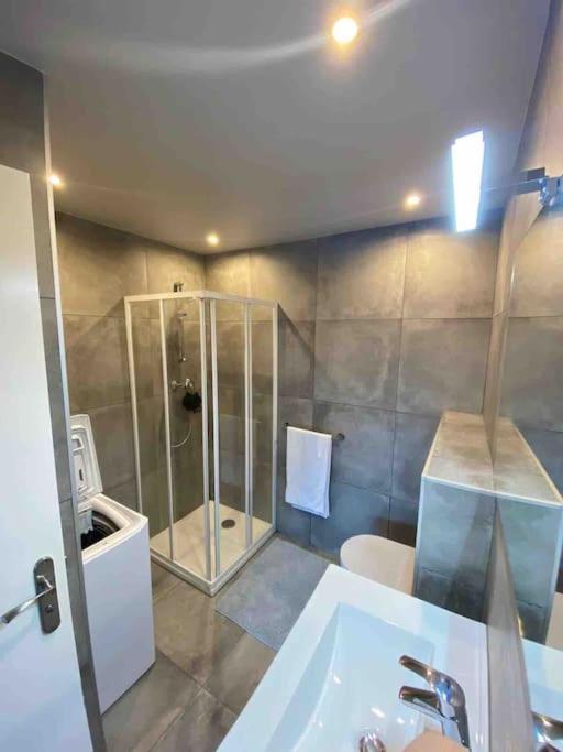 Villefranche Sur Mer, Bel Appartement, Vue Mer Bagian luar foto